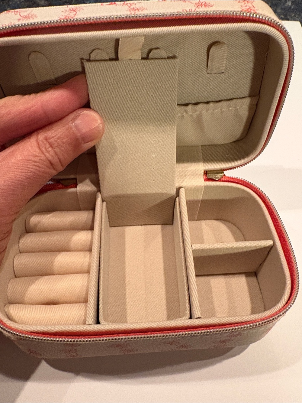 Tender Love + Carry Travel Jewelry Case - Picture 3 of 6